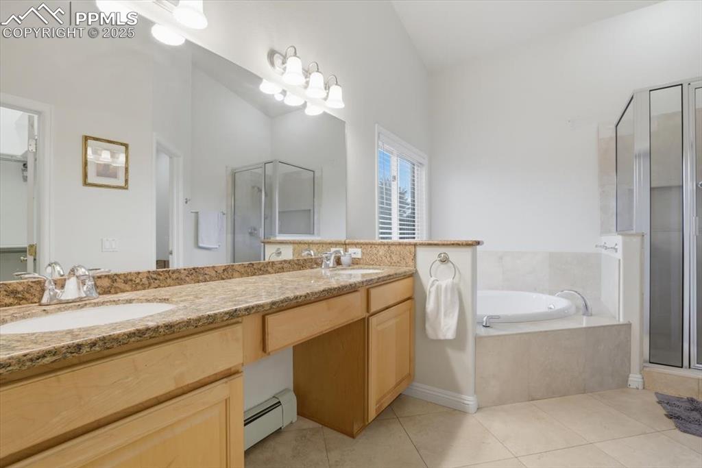 Image 10 of 26: Bathroom