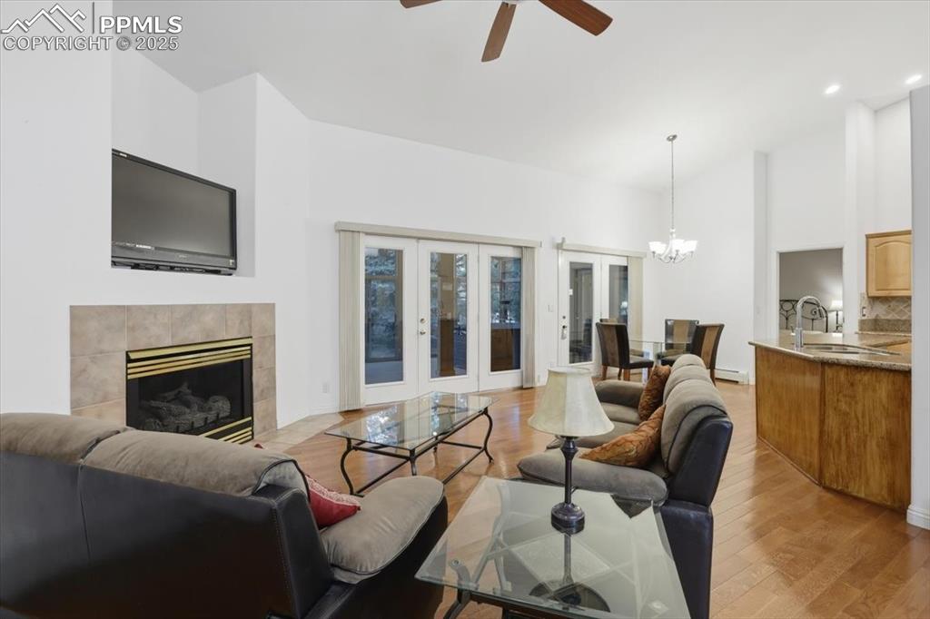 Image 5 of 26: Living Room