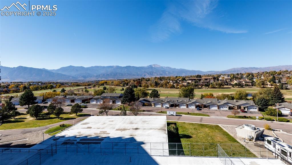 Image 30 of 31: View