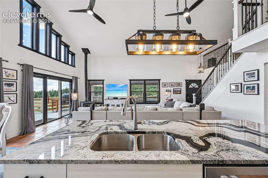 Image 12 of 34: Kitchen