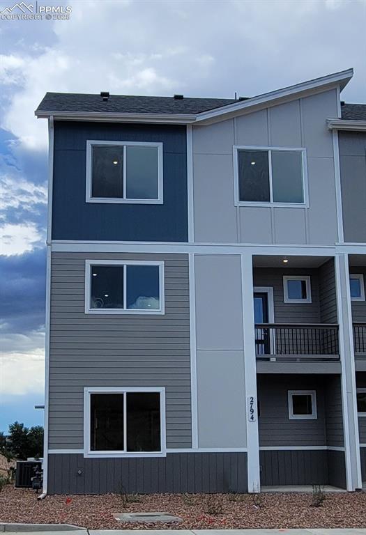 Image 4 of 31: End Unit! 