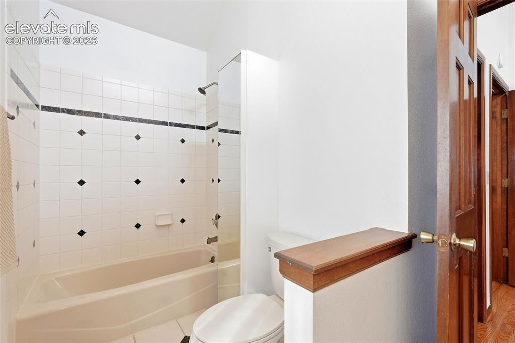 Image 32 of 46: Master Bathroom