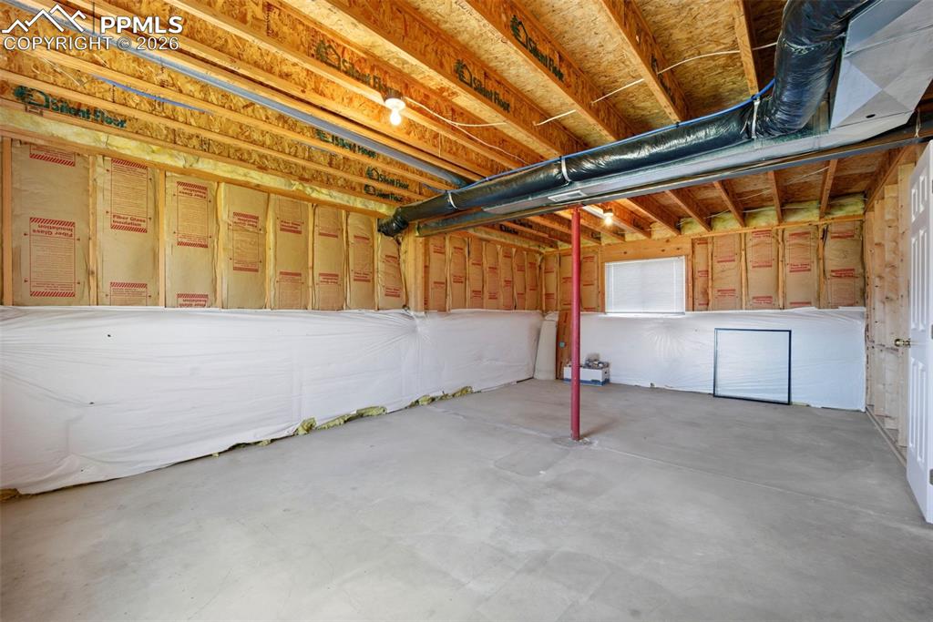 Image 41 of 50: Storage