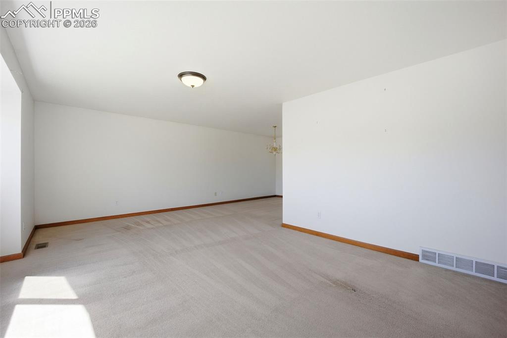 Image 9 of 50: Living Room