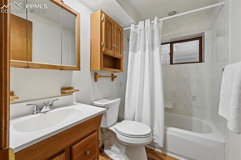 Image 30 of 42: Basement full bathroom