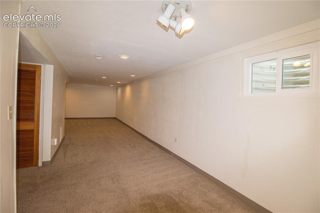 Image 19 of 33: Basement