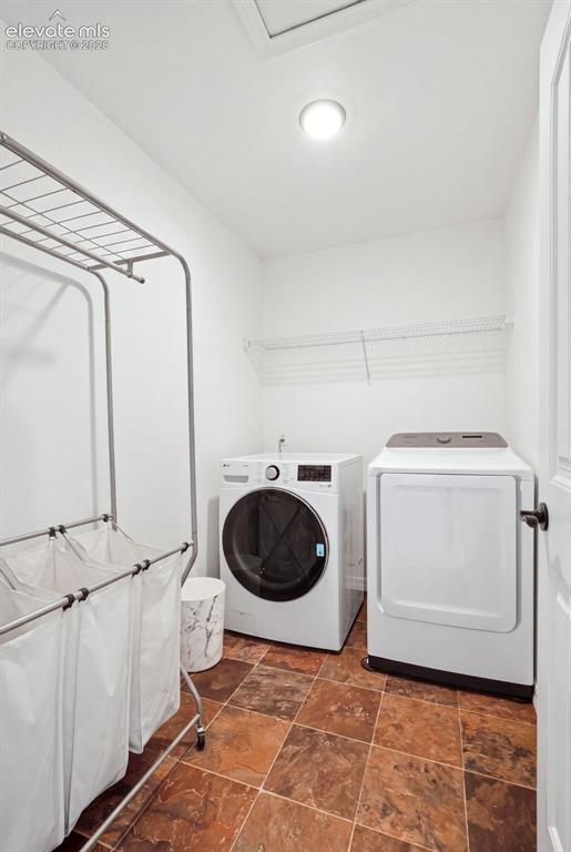 Image 41 of 50: Laundry