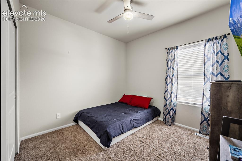 Image 10 of 42: Bedroom