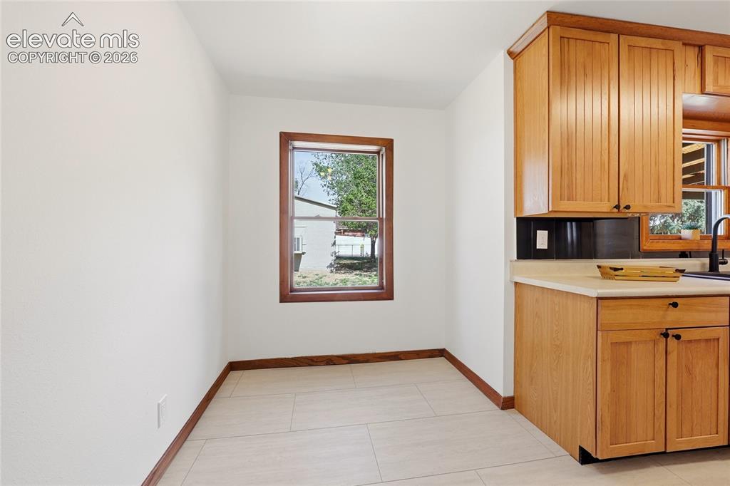 Image 9 of 44: Kitchen