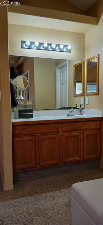 Image 15 of 23: Bathroom