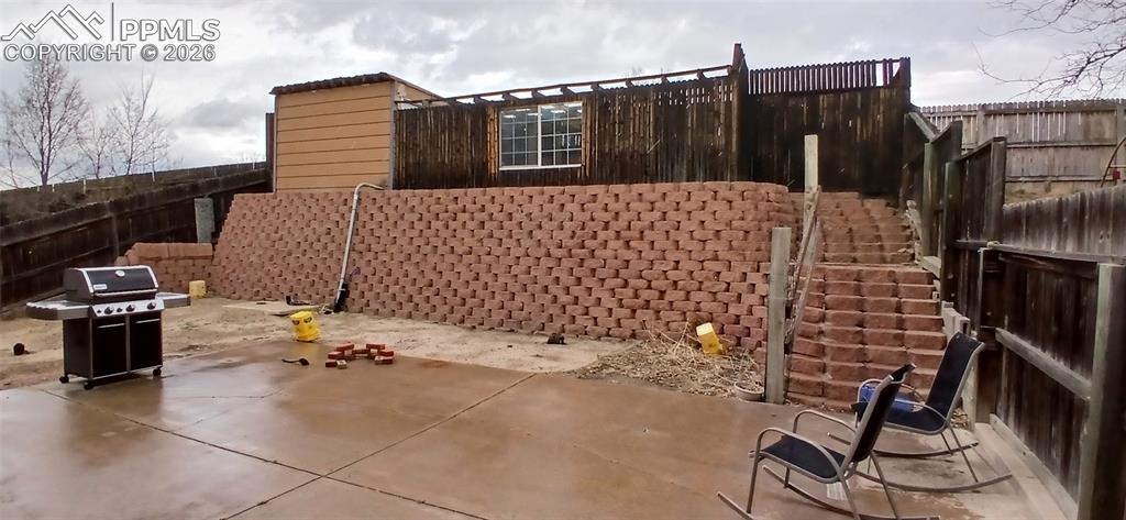 Image 23 of 23: Patio