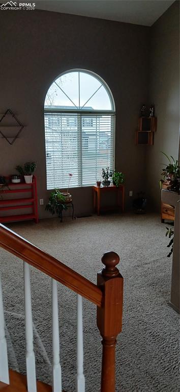 Image 5 of 23: Living Room