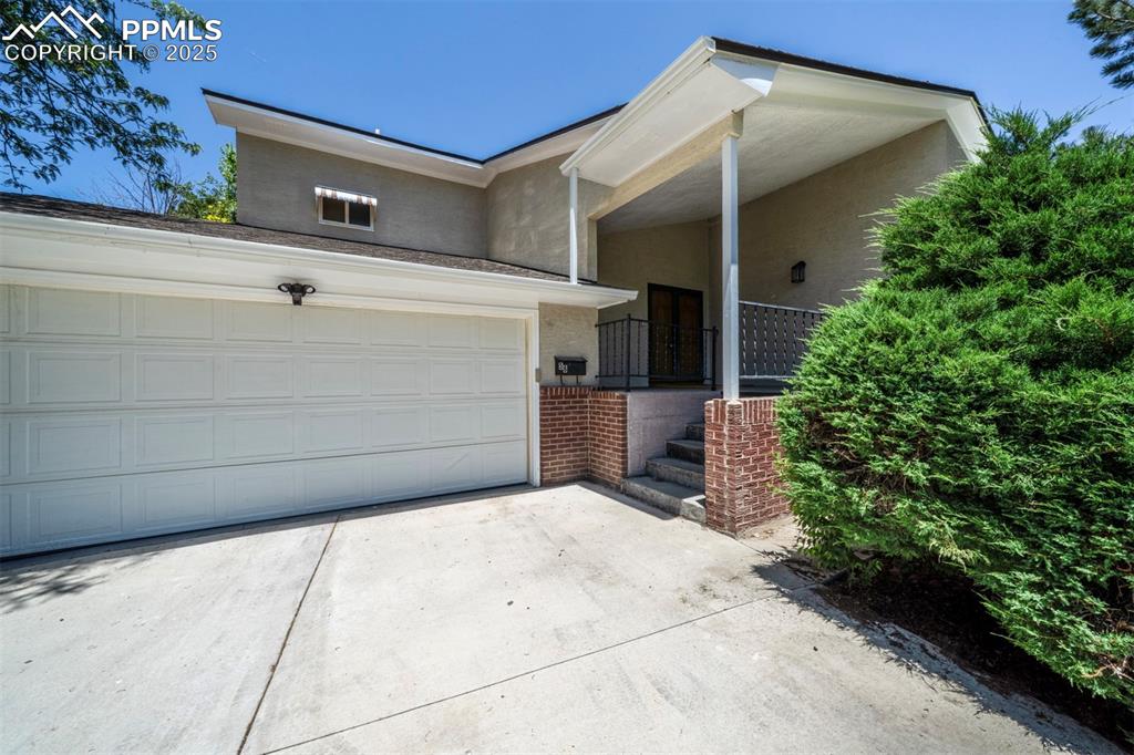 Image 2 of 19: Front of Structure