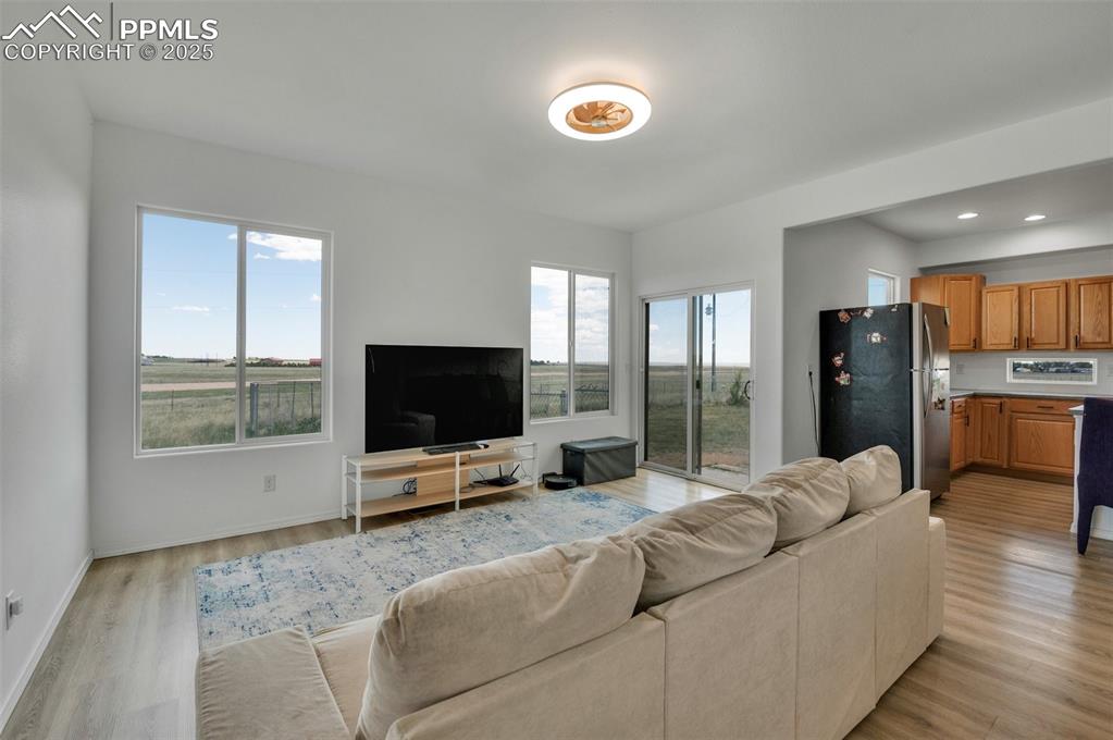 Image 4 of 42: Living Room