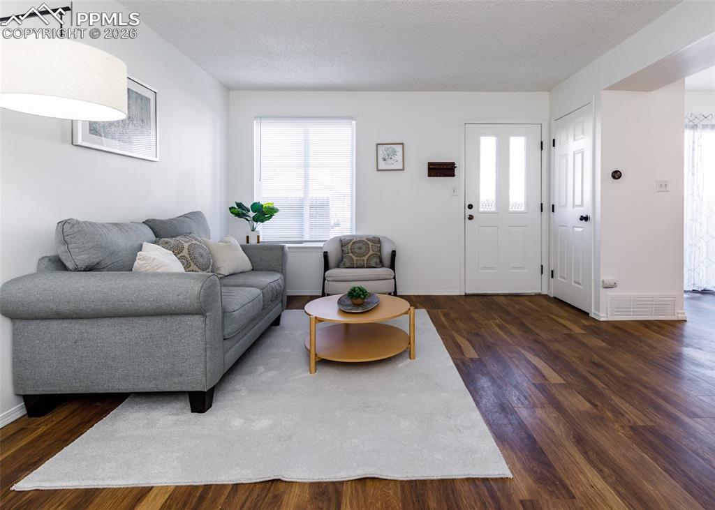 Image 6 of 33: Living Room