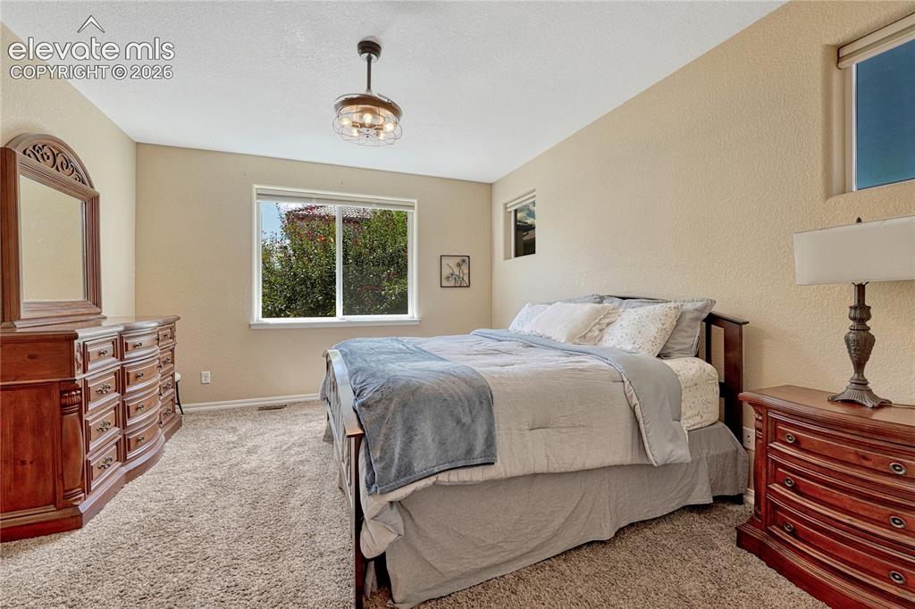 Image 31 of 48: Bedroom