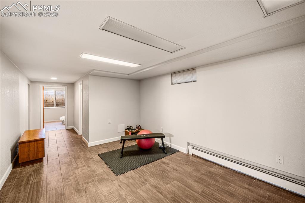 Image 27 of 45: Game Room