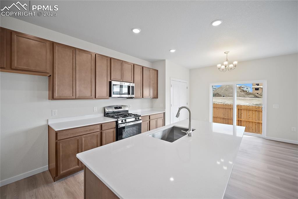 Image 11 of 34: Kitchen