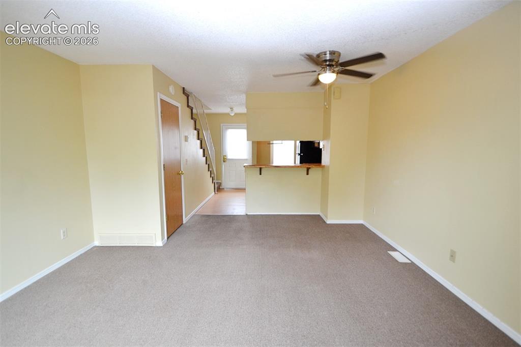 Image 6 of 35: Living Room