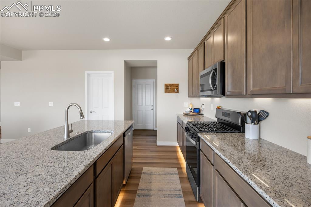 Image 9 of 43: Kitchen