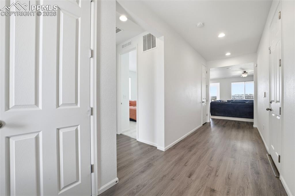 Image 19 of 45: Hallway