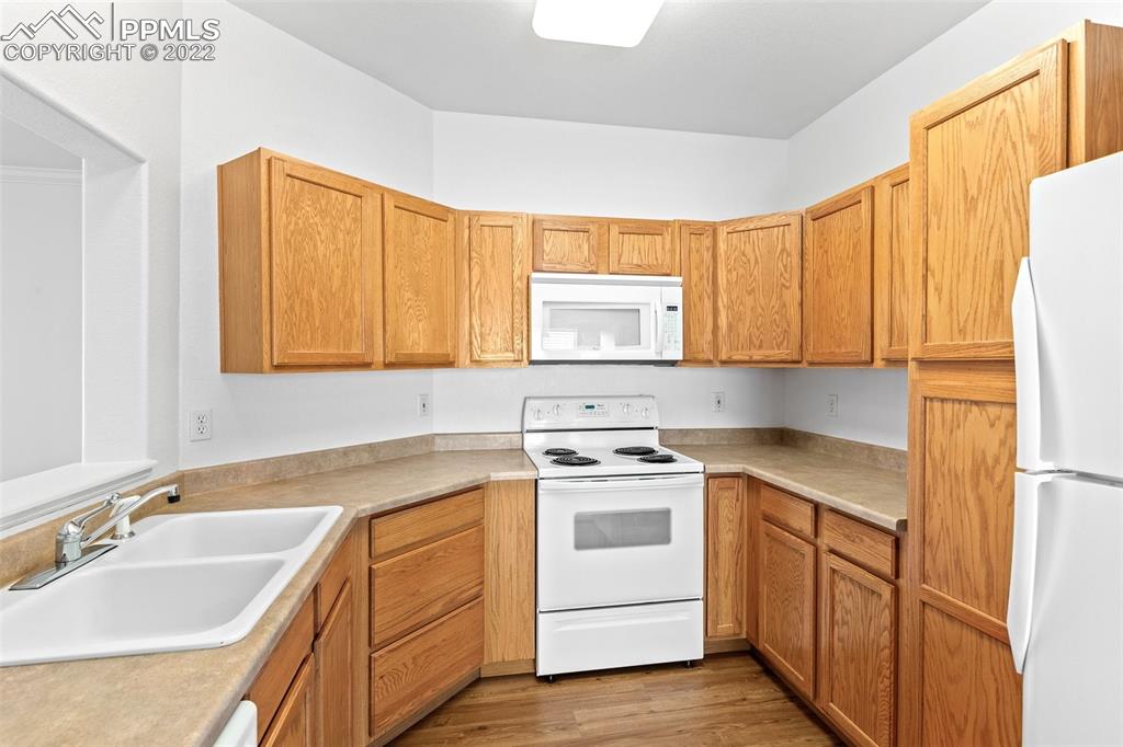 Listing 8315097, Image 13 of 29