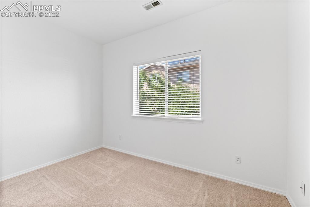 Listing 8315097, Image 15 of 29