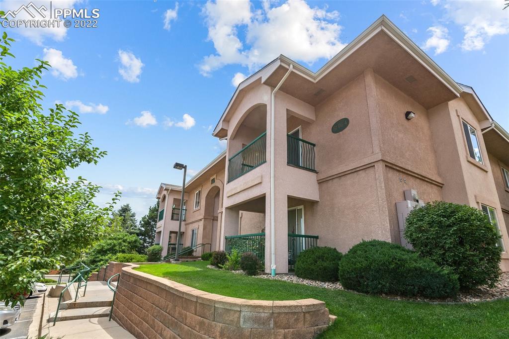 Listing 8315097, Image 2 of 29