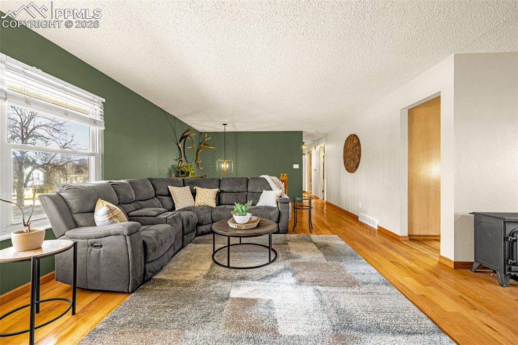 Image 8 of 42: Living Room