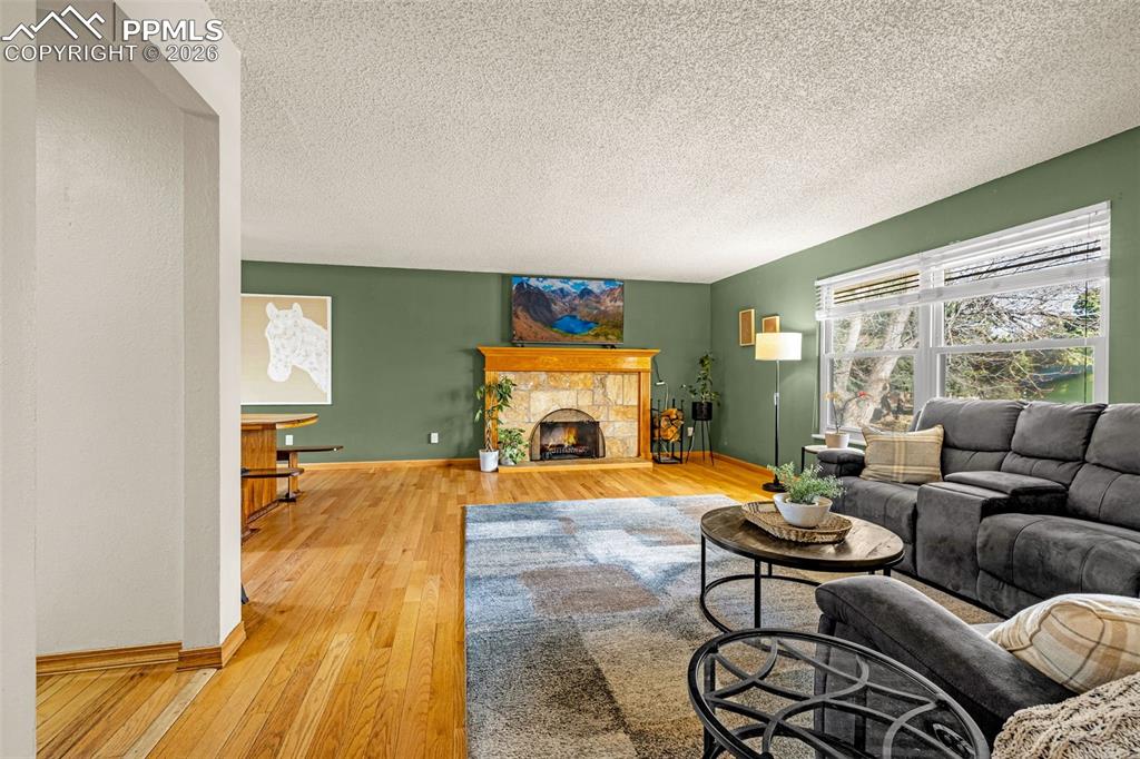 Image 9 of 42: Living Room