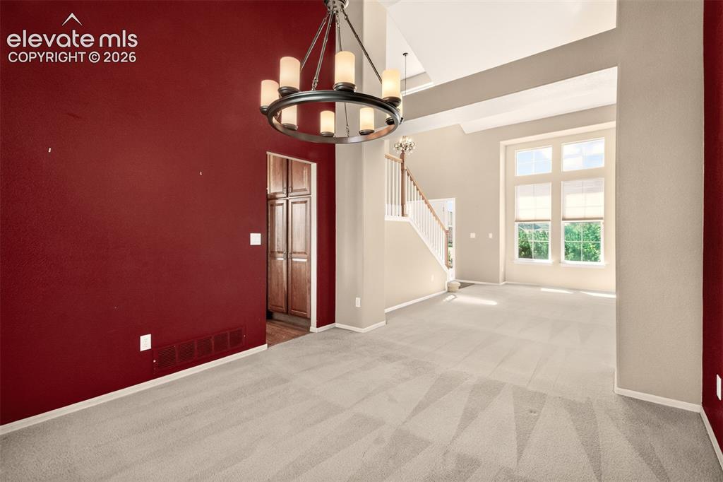 Image 13 of 49: Dining Room