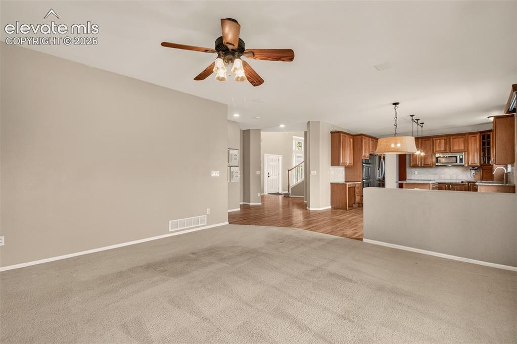 Image 21 of 49: Family Room
