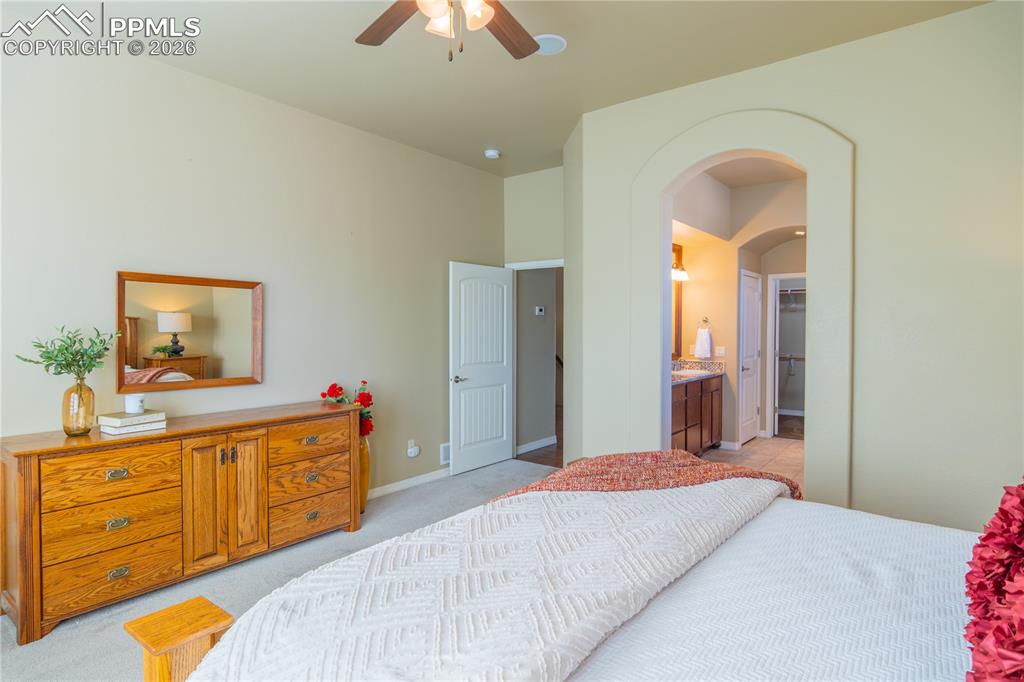 Image 21 of 49: Bedroom