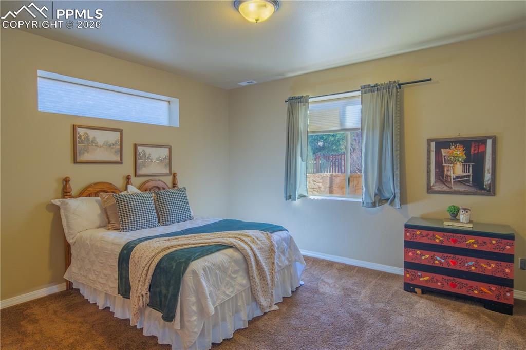 Image 39 of 49: Bedroom