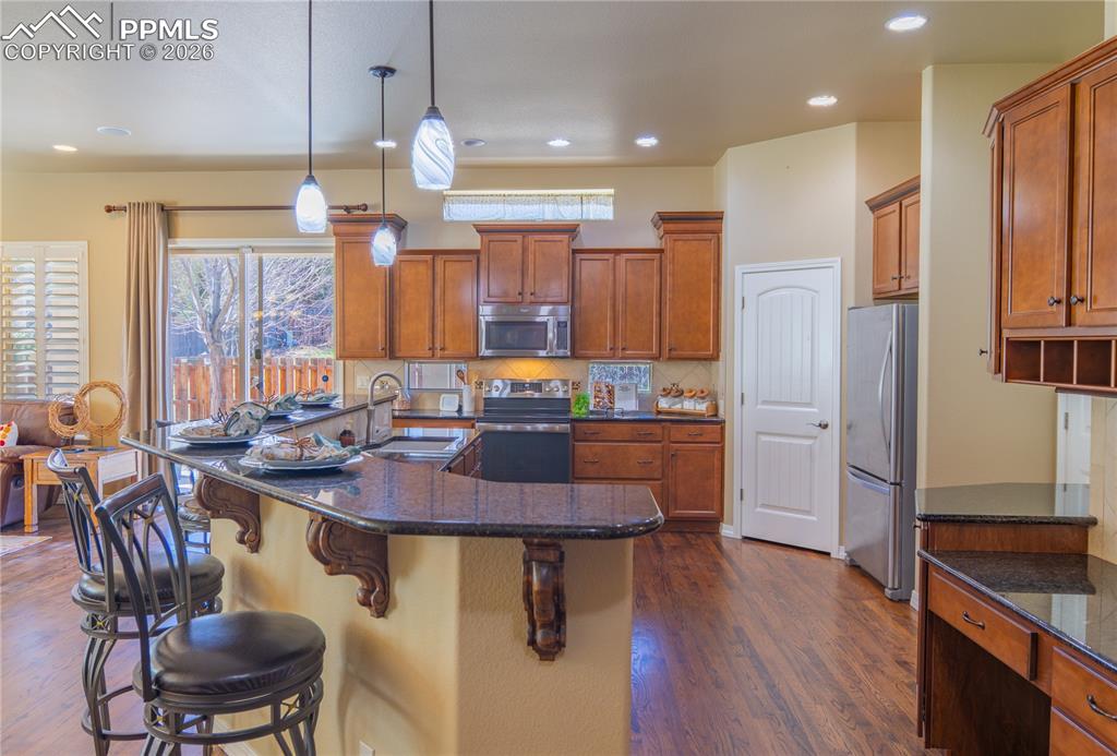 Image 8 of 49: Kitchen