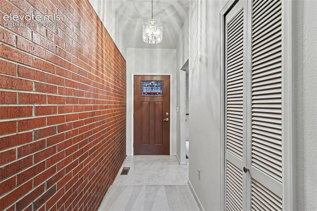Image 6 of 37: Entrance Foyer