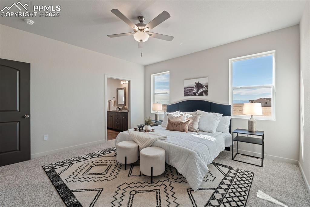 Image 15 of 28: Bedroom