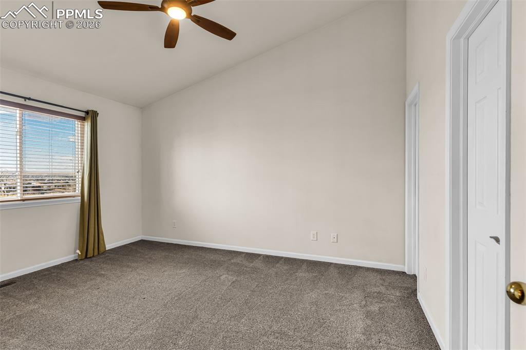 Image 15 of 38: Bedroom