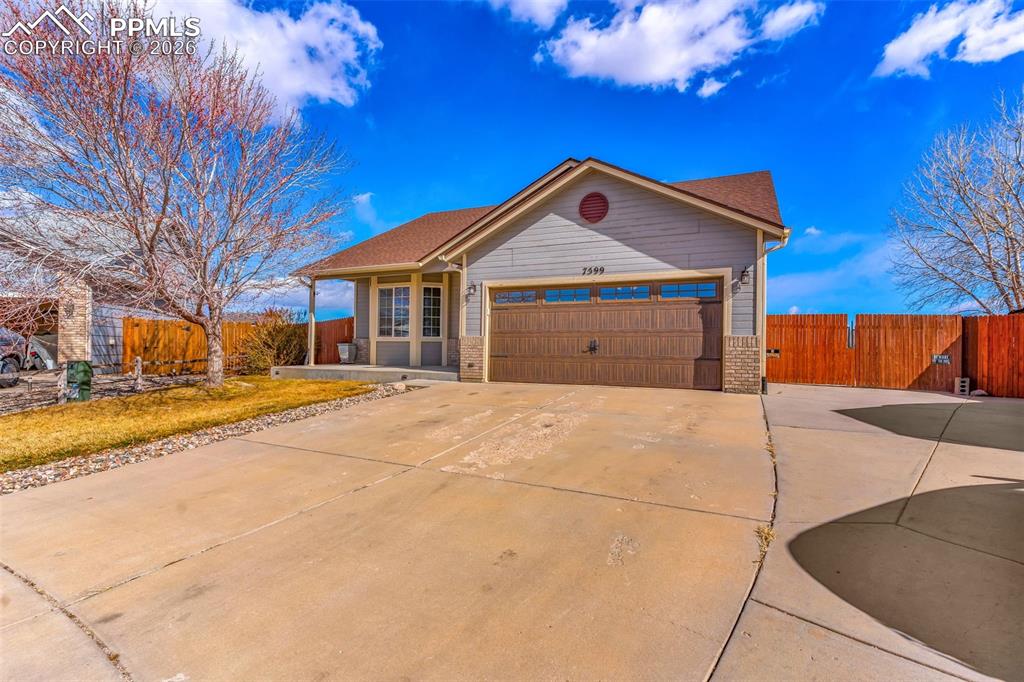 Image 3 of 38: Front of Structure