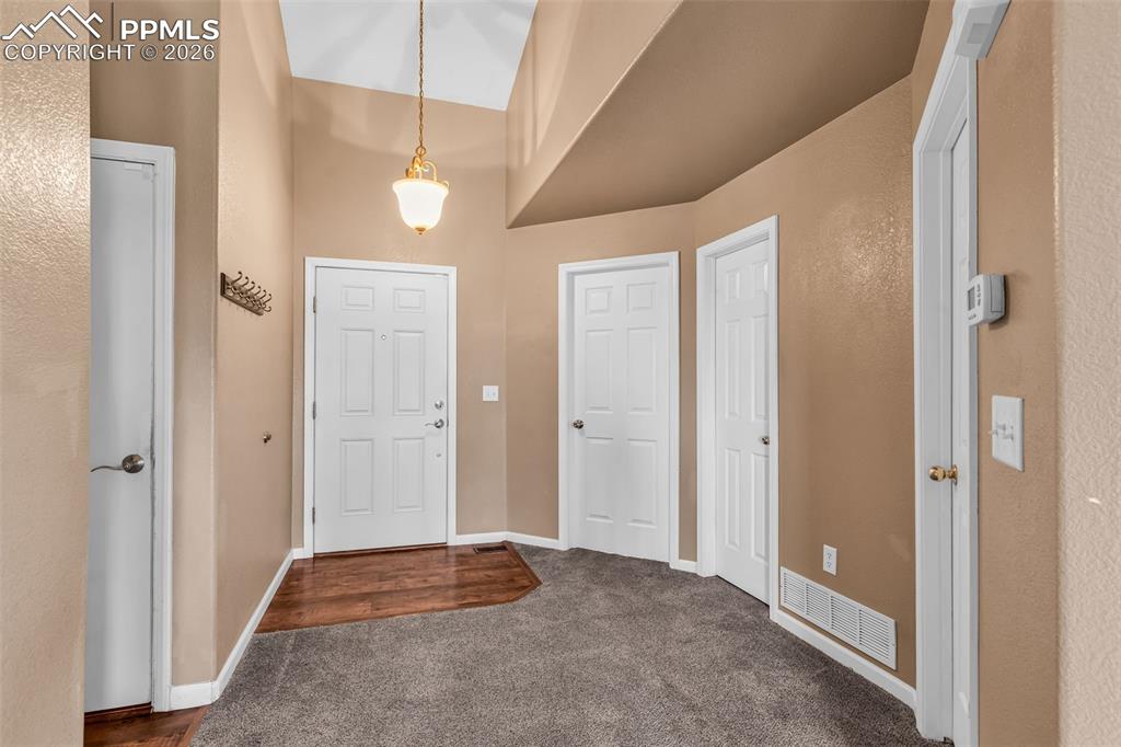 Image 6 of 38: Entry