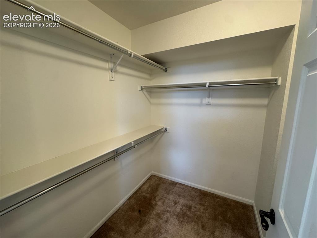 Image 15 of 31: Closet