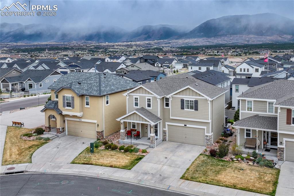 Image 5 of 38: Front of Structure