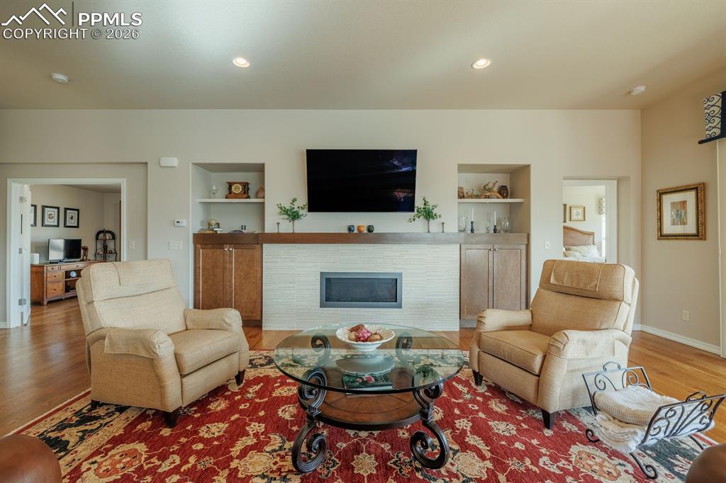 Image 7 of 36: Living Room