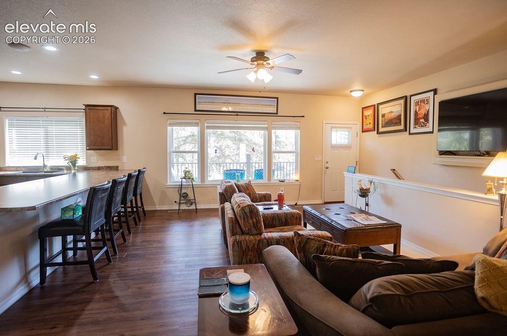 Image 11 of 40: Living Room