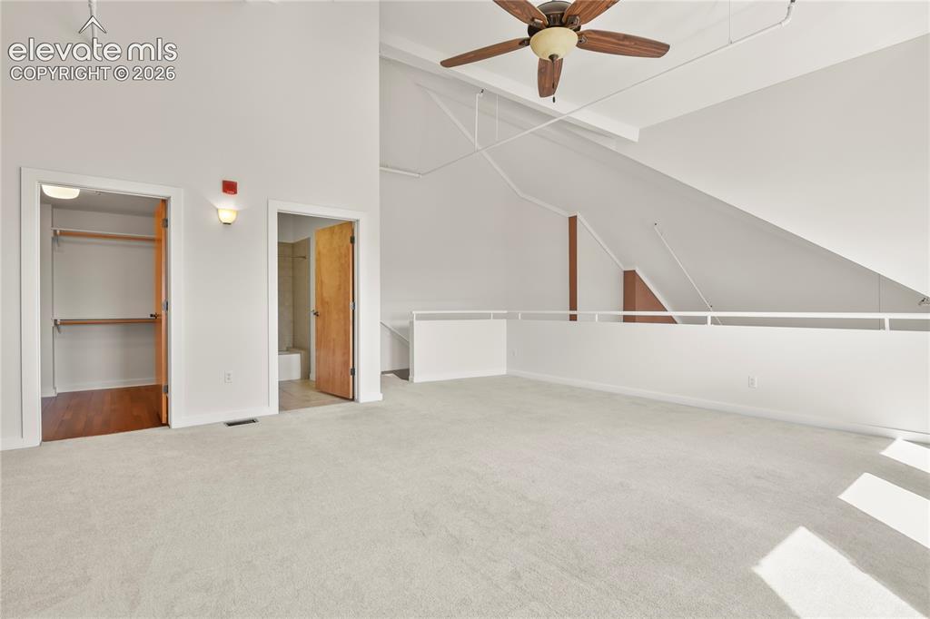 Image 46 of 50: Loft
