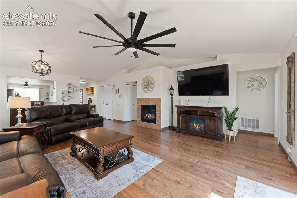 Image 9 of 22: Living Room