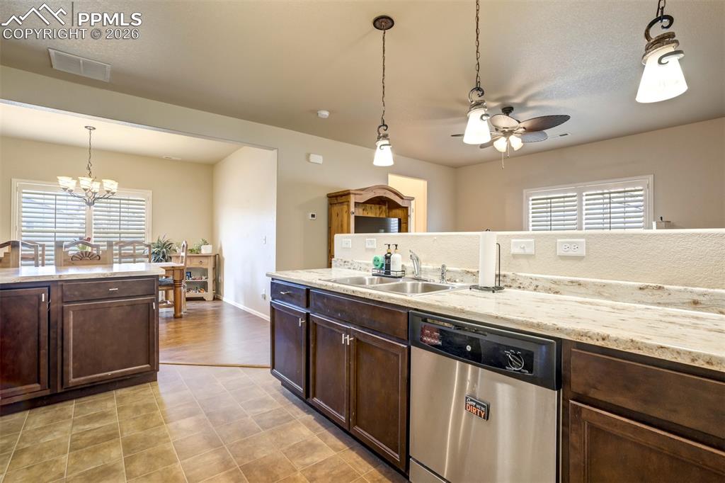 Image 11 of 41: Kitchen