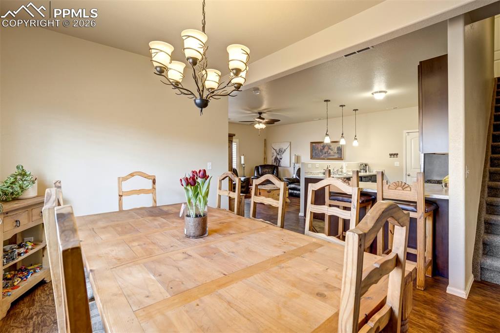 Image 12 of 41: Dining Area