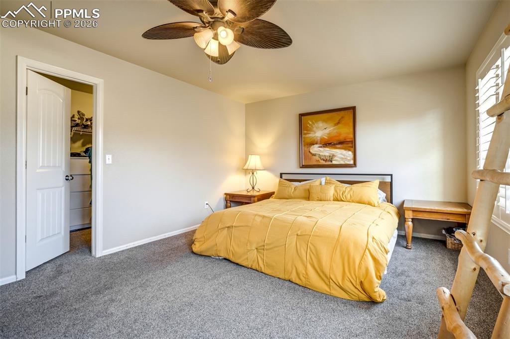 Image 16 of 41: Bedroom