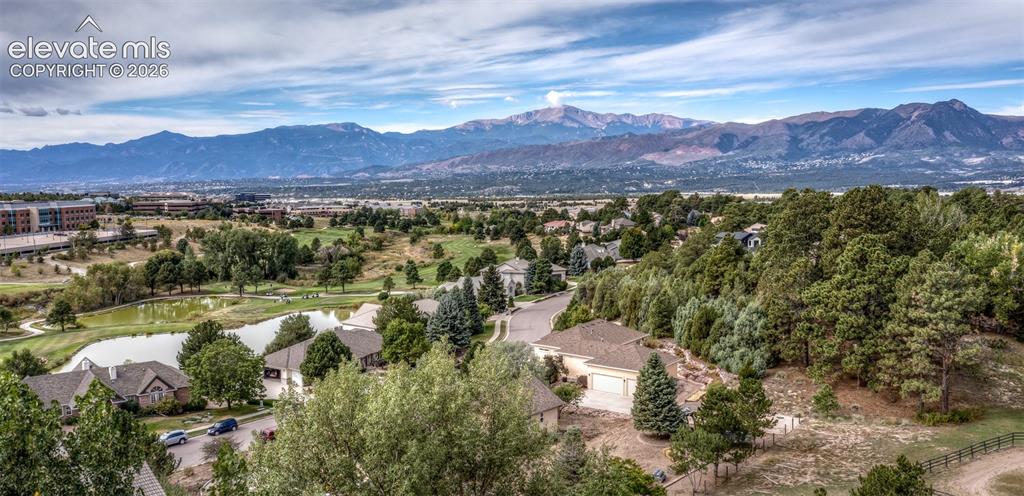 Image 50 of 50: Close to golf, schools, shopping and more!
